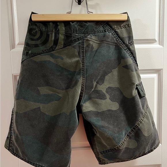 RipCurl Board Shorts - NWT - Picture 3 of 8